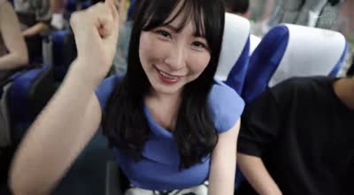 JUR-031 マドンナALL専属バスツアー2025 极上の美女を1人占めするのは僕だ！！梦のハーレムを掴み取れ！！総势37名の大乱交SPECIAL！！前编