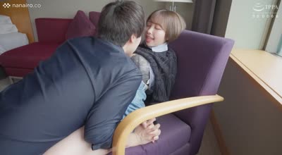 SQTE-624 この子ヤバイ！！抱きたい肉体No.1でOK？柔らかHカップに沼ろう！ 宍戸里帆