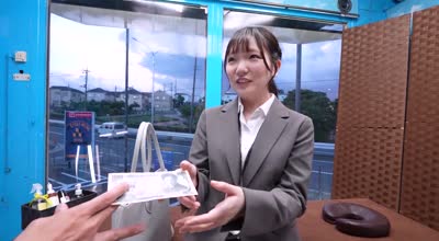 TOTTE-208 濡れグッチョ肉肉！全身ストッキングエステ皮肤唿吸できず窒息失神！ローションまみれで体験する性感発情マッサージで感度がバグってイキ潮喷射