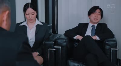 JUR-466 人妻秘书、汗と接吻に満ちた社长室中出し性交 性欲をそそるいやらしい肉体秘书―。 七海ティナ