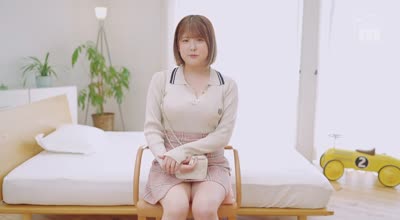 MIFD-526 最上级にカワイイ！ガチ恋100％Hカップとんでもない潮吹きビュービューコンカフェ嬢ちゃんAVデビュー 朝日胡桃