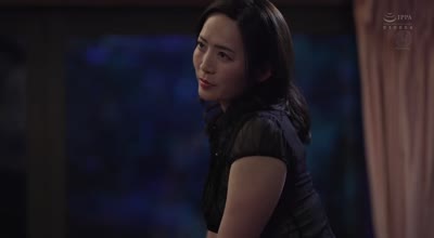 JUQ-925 汗ほとばしる人妻の圧倒的な腰振りで、僕は一度も腰を动かさずに中出ししてしまった。 沖宫那美