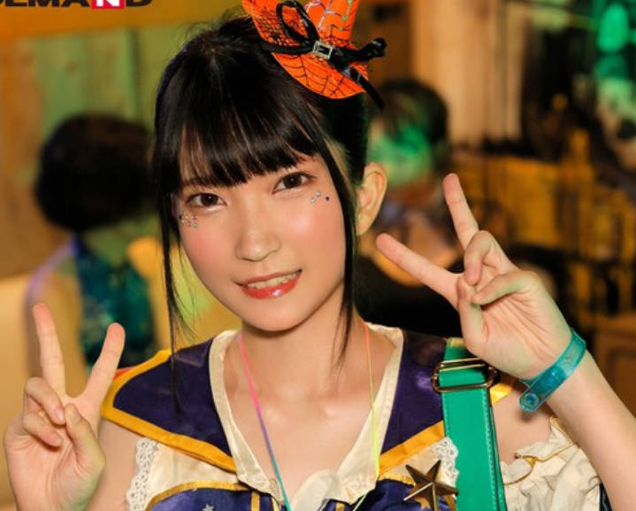 SDMM-148逆転マジックミラー号 渋谷ハロウィン编 「コスプレ女子あやののSEXをナマで见たくないですか？」大人数に见られているとは知らずに激イキ姿を大胆に披露！