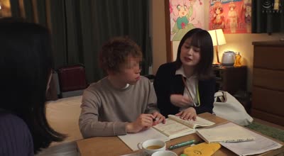 HUNTC-192 「时间止め放题だぜ！」ボクの家には场所によって时间を自在に止められる神装置が存在！时间が止まってんなら関系ねえ！好きなだけ触って舐めて挿れて