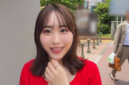 FC2PPV-4802106-胸部丰满超级可爱的女大学生