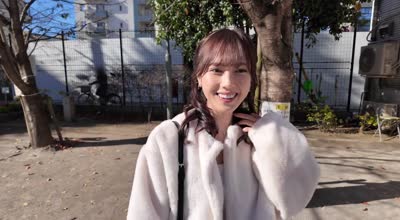 START-075 无邪気なおねだりフェイスにズキュン！ず～っと振り回されっぱなし イチャイチャ！たじたじ！ヤリまくり！ハメ撮り！デビュー2周年记念デート 小凑よつ叶