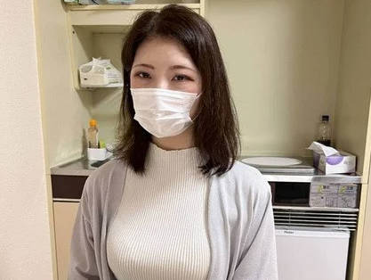 FC2PPV-4833699-安静优雅的妻子