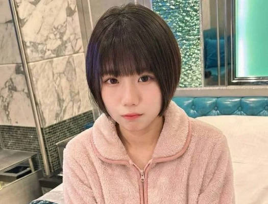 FC2PPV-4834301-偶像级篮球社社长