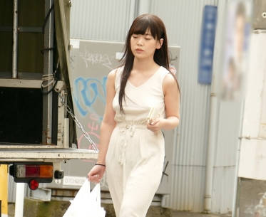 SIMD-018 自宅の键を闭めない隙だらけなノーブラ巨乳JDの部屋に侵入！！油断だらけな豊満BODYを好き放题にヤって中出ししまくった记録