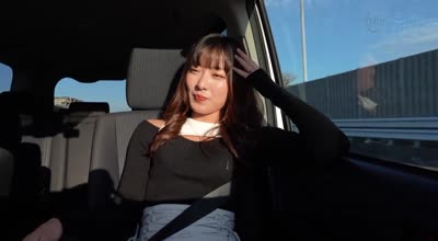 MFCW-021 中折れ旦那に代わって心とマ○コの隙间をみっちり埋める不伦旅行！夜景を眺めながらプールで水浴び→ベッドの上でも大量水浴び！？Gスポ直撃ハメ潮スプラッシュ！