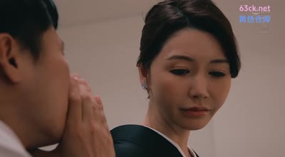 JUR-605 高级クラブの人妻、太客の汗と体液にまみれた、闭店后中出し枕営业―。 爱弓りょう