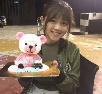 20岁大学生的SM幻想-<span style="color: #ff5b82">风</span><span style="color: #ff5b82">流</span>财子