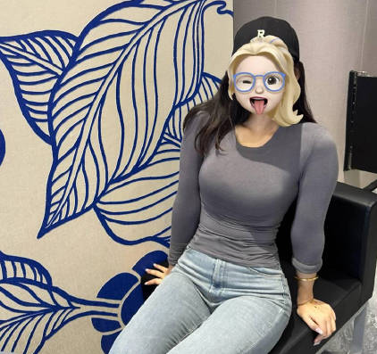 亲手剃光堂姐逼毛堂姐的白虎骚逼非常诱惑