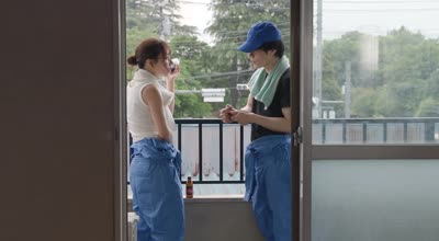 YUJ-052 バイト先のガテン系お姉さんに嫌な事全部忘れられるほどの全肯定励ましセックスで何度も抜かれまくった僕。 海老咲あお