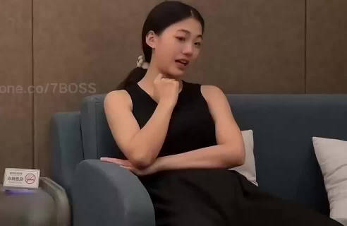 约操高挑小妹床上一直喊好爽让我不要停-7BOSS