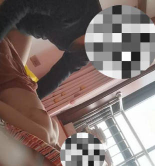 强行<span style="color: #ff5b82">破</span><span style="color: #ff5b82">处</span>放学回家的亲闺女死活不让脱裤子