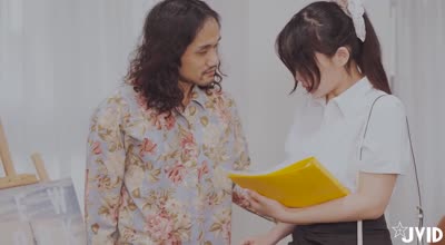 居家监禁新手美女观护人首次上门检查没想到被五年没碰女人的出狱勐男盯上-婕咪