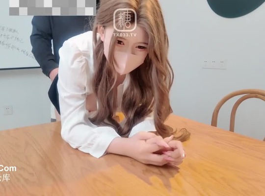 新晋教师遭遇职场霸凌-星野兔