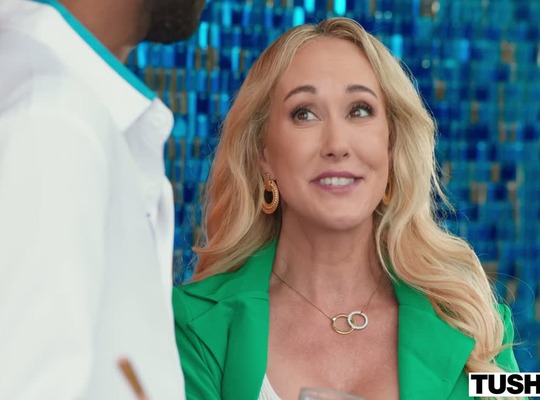 TUSHY2024-04-29酒店维克星第二季第三集全包式