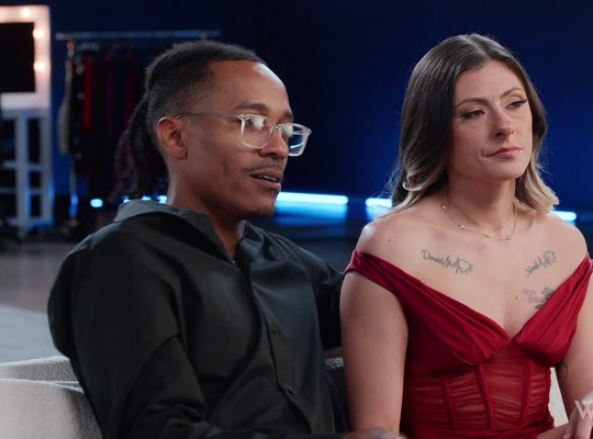 WIFEY2026-04-12和的妻子被巨大的阴茎拉伸了