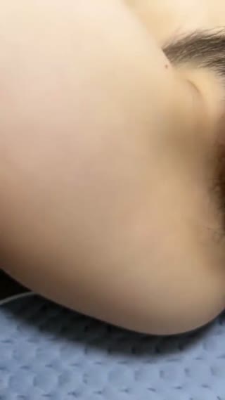 【满腿纹身社会姐网红美女】 今日刚播首秀 从下往上视角拍摄进出抽插