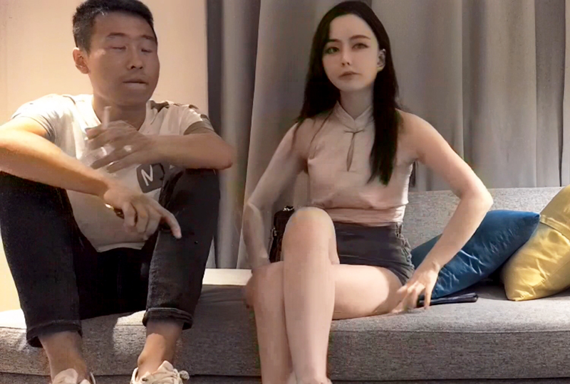 约了个性感妹子啪啪的!