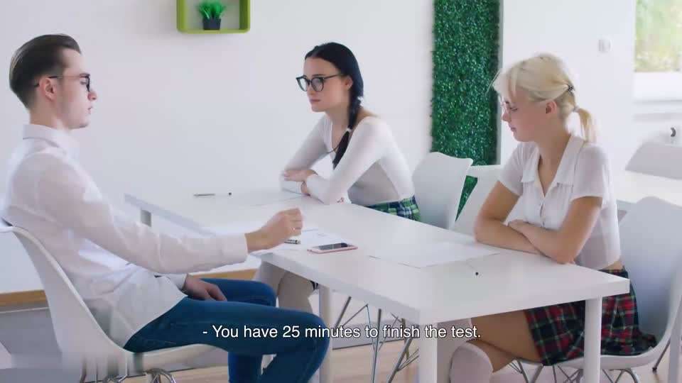 OSTP4823 11月新流U精品大作极品爆乳网红美少女伊娃剧情演绎清纯学生制服上课迟到被老师用大肉棒惩罚#性交#萝莉#挑逗#骚逼#射精